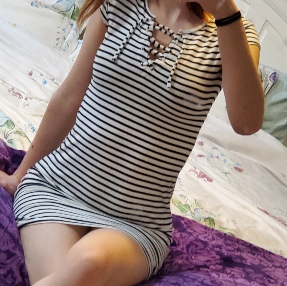 Aeropostale lace up dress